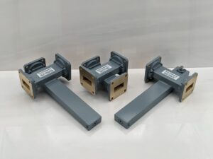 Cross-Guide Directional Couplers